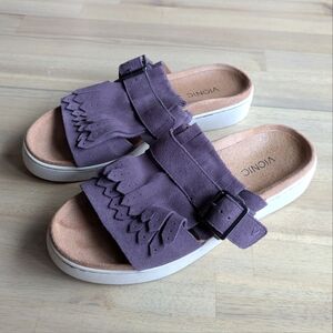 Vionic Purple Suede Fringe Sandals (Sz 6.5)